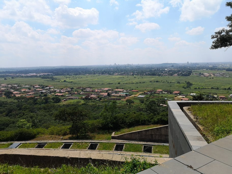 Nyuchi Safaris-哈拉雷必去景点