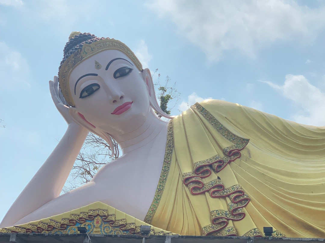 Wat Phra That Su Thon Mongkhon Khiri景点图片