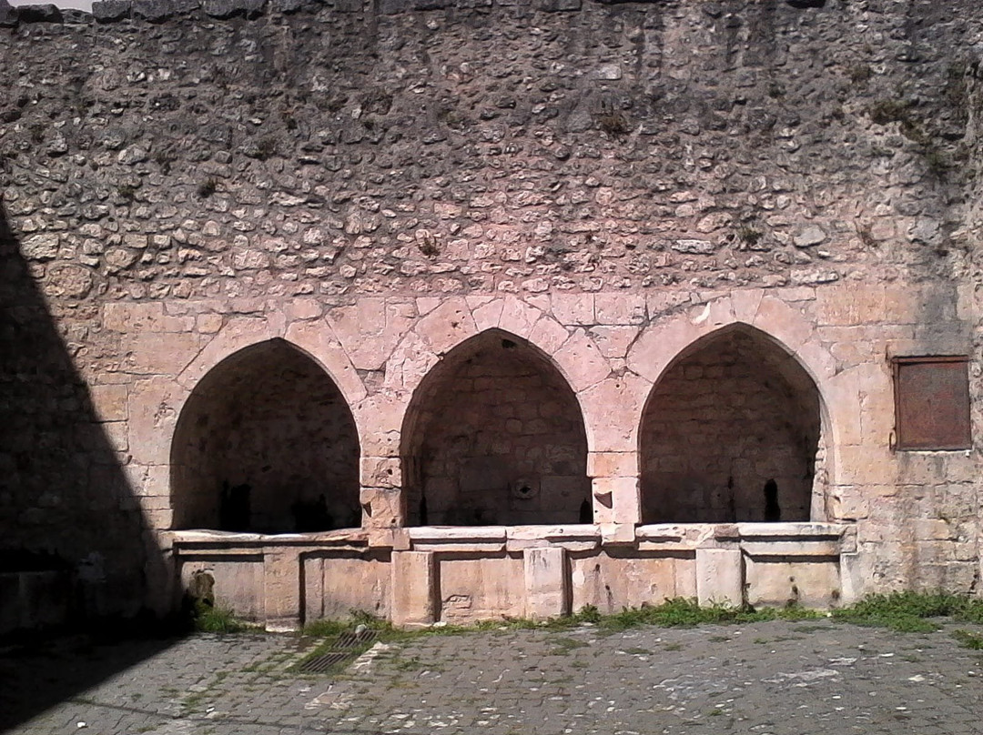 Molina Aterno旅游景点-Fontana medievale