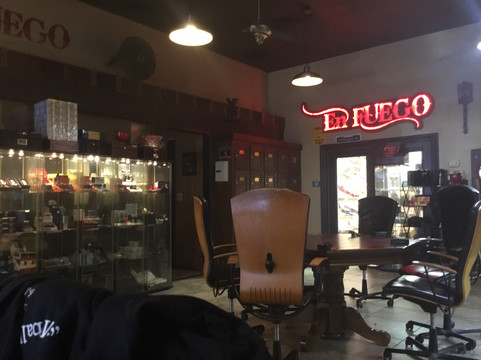En Fuego Cigars & Lounge-拉斯维加斯必去景点