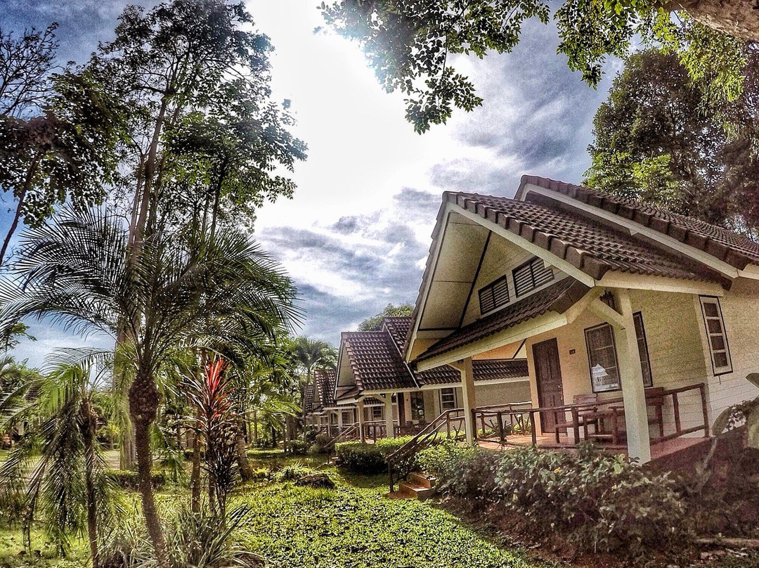 Lanta​ Village​ Resort主图