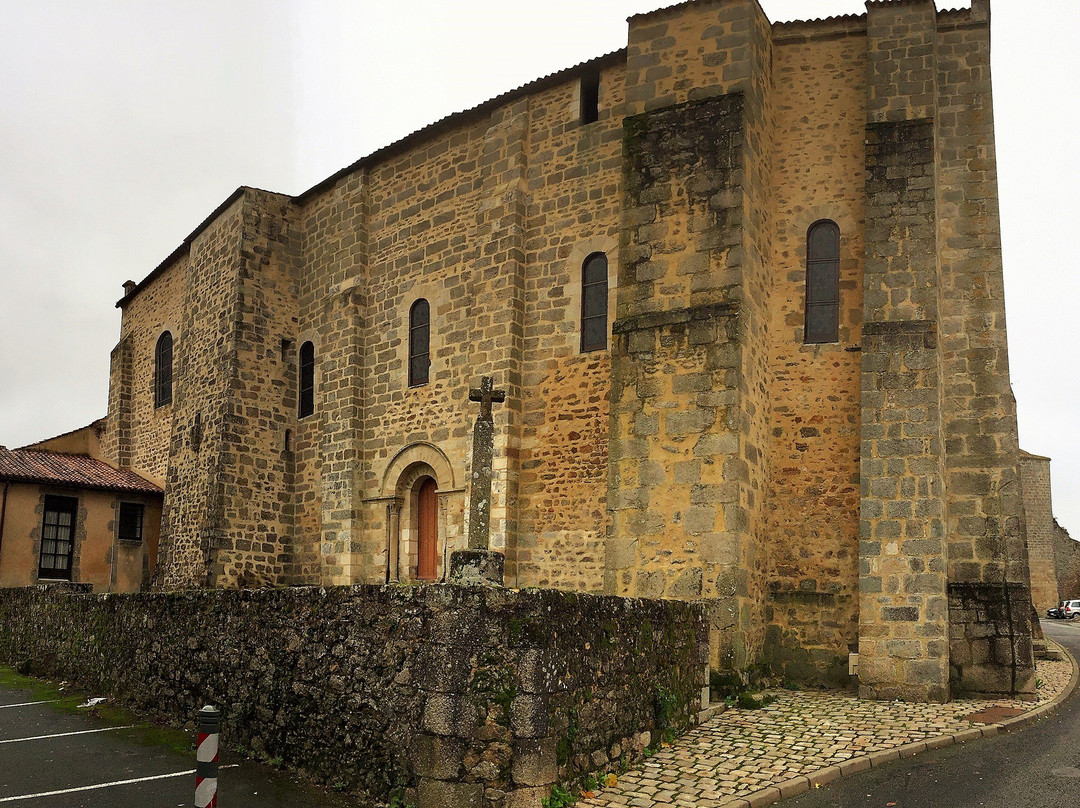 Eglise Sainte-Croix景点图片