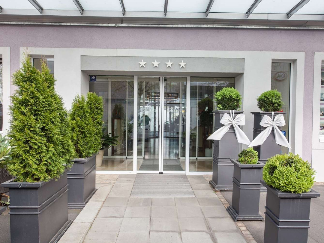 Garner Hotel Aschaffenburg Post by IHG主图