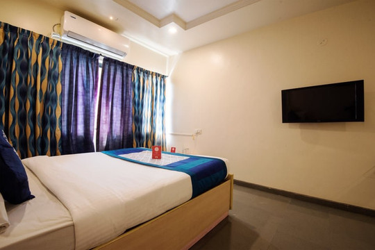 Hotel Ratnalok主图