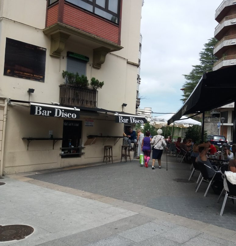Bar Disco