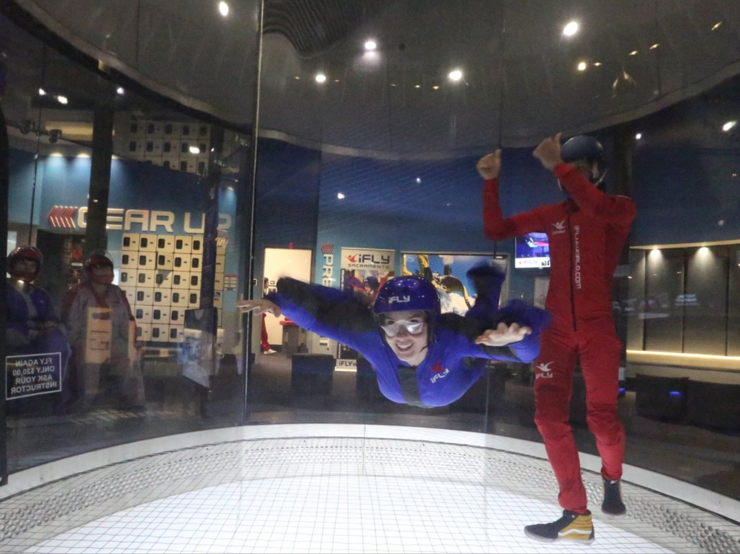 iFLY Indoor Skydiving - Sacramento-罗斯维尔必去景点