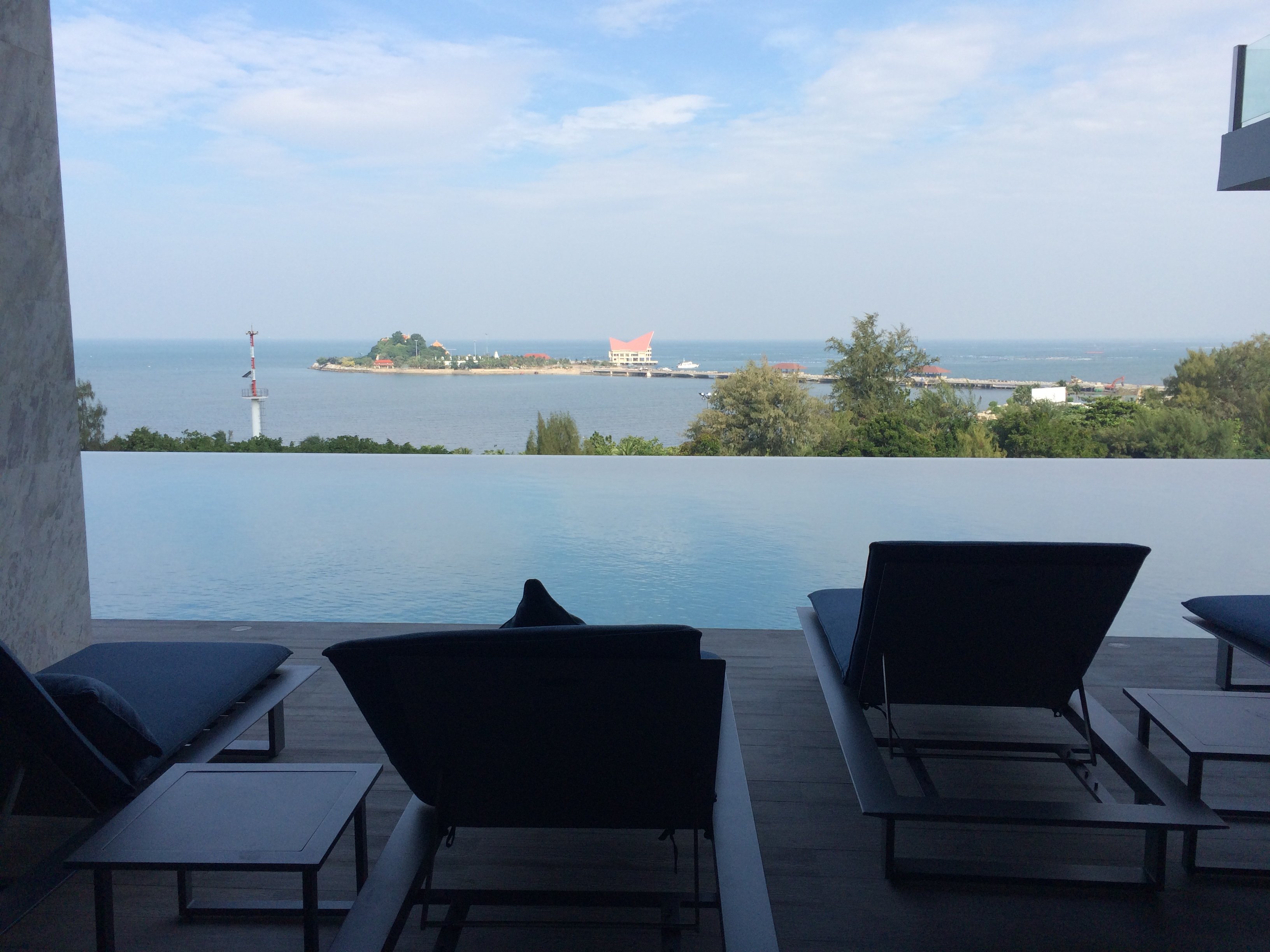 Oakwood Hotel & Residence Sri Racha-泳池