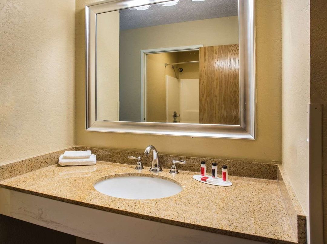 Super 8 by Wyndham Remington主图