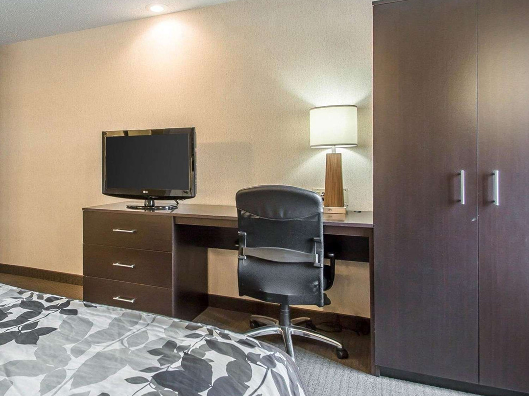 Sleep Inn & Suites, Green Bay Airport主图