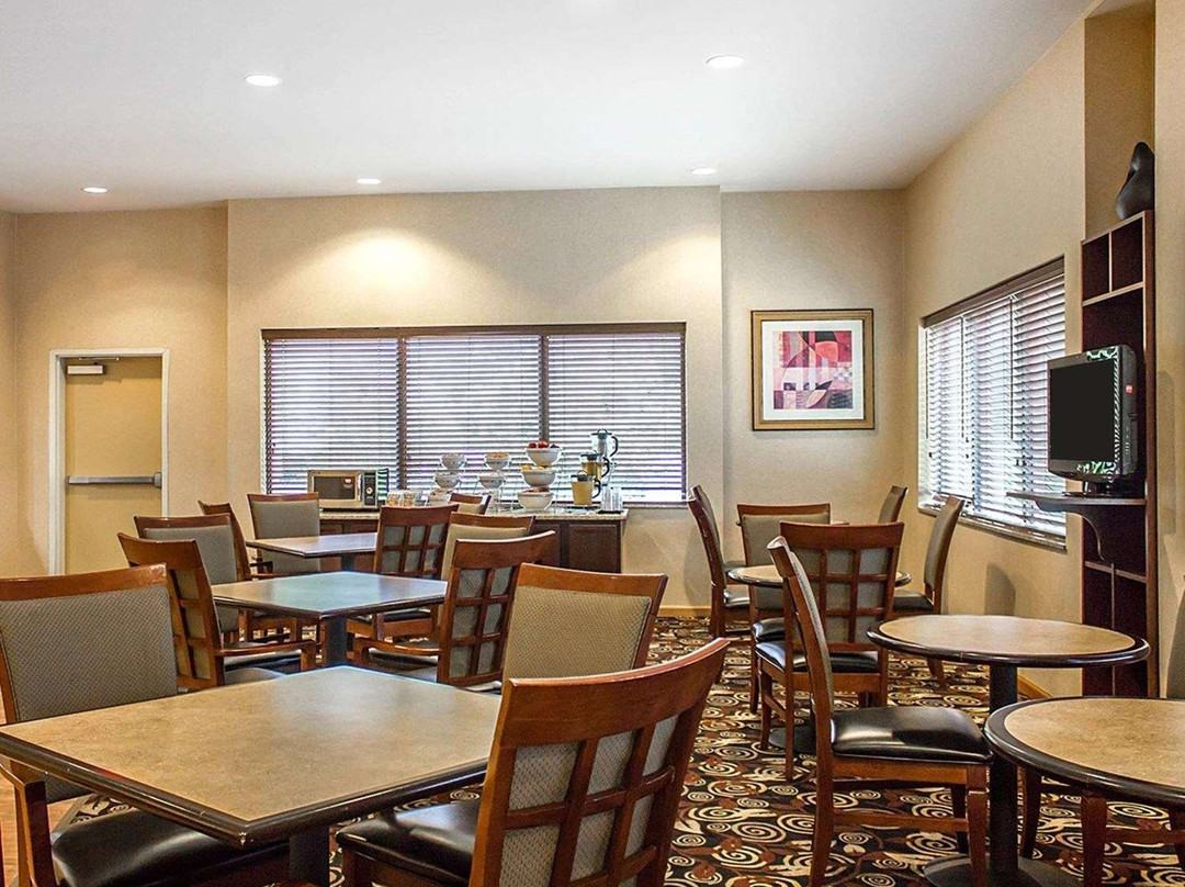 Holiday Inn Cheshire - Southington by IHG主图