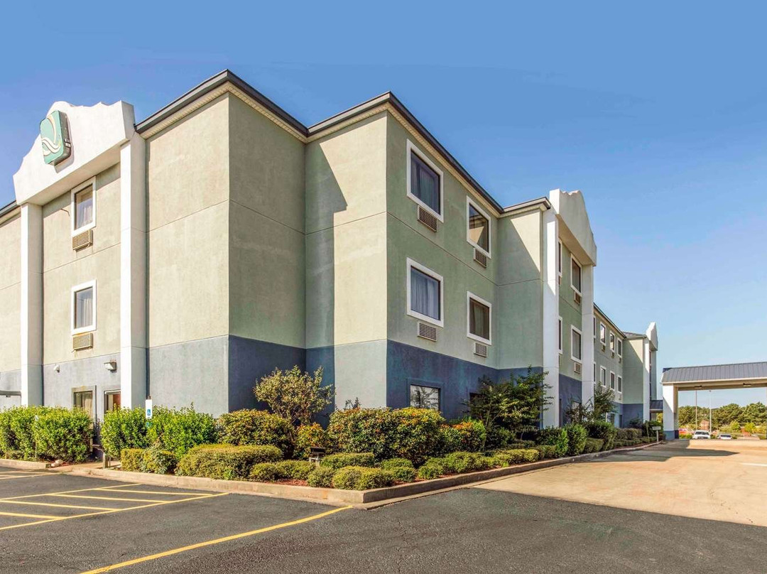 Quality Inn & Suites Pearl-Jackson主图