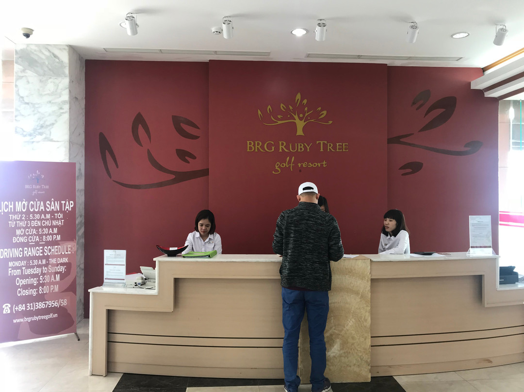 Golf in Danang-岘港必去景点