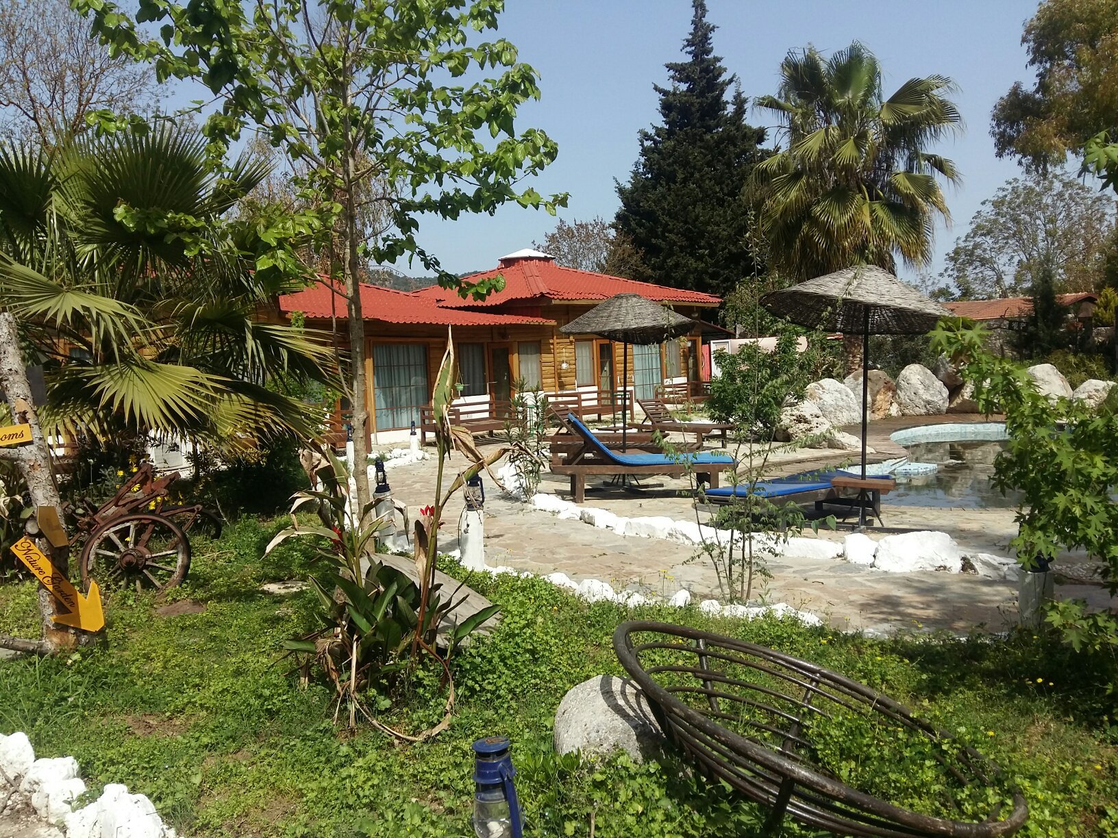 Utopia Lodge Hotel-官方