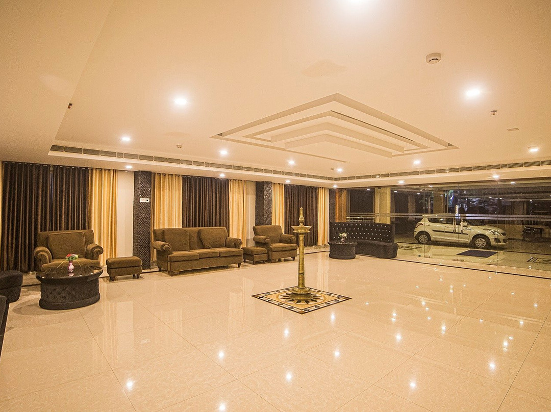 Gayathri Grand主图