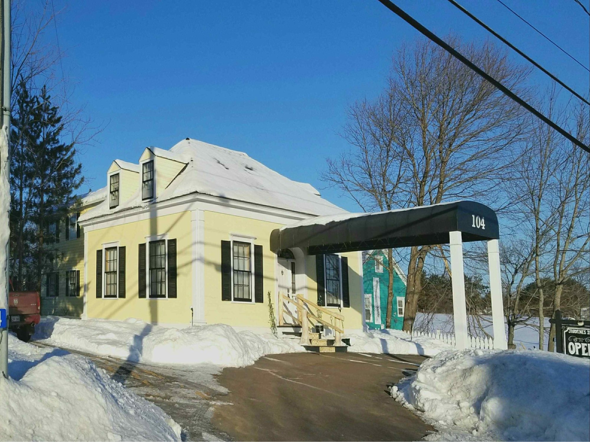 Jardine's Inn-官方