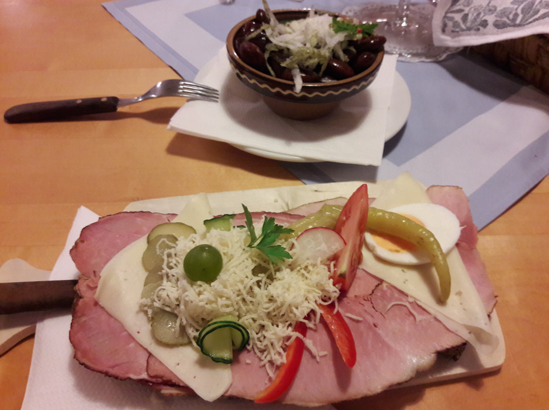 Bad Gams餐馆和美食-Fischbuschenschank Toni Peter