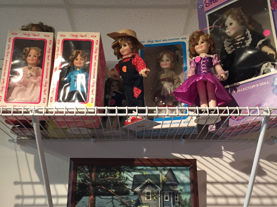 The Little Doll House By The Sea景点图片