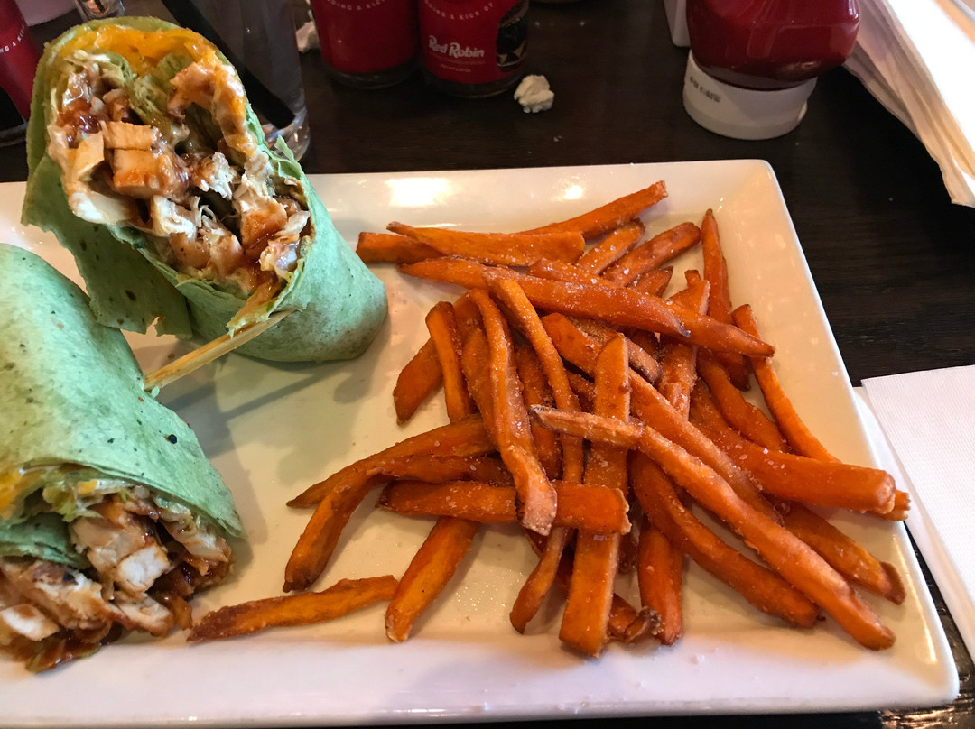 Red Robin Gourmet Burgers And Brews