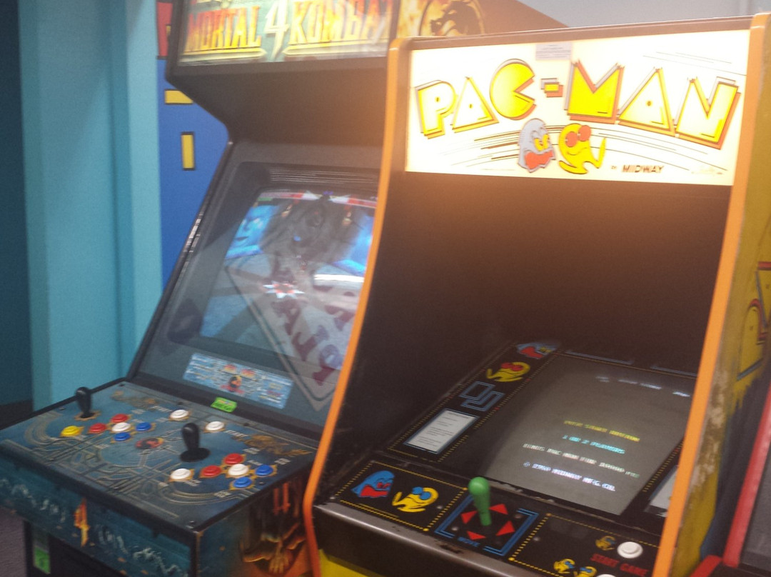 Nickel City Family Entertainment Center-诺斯布鲁克必去景点