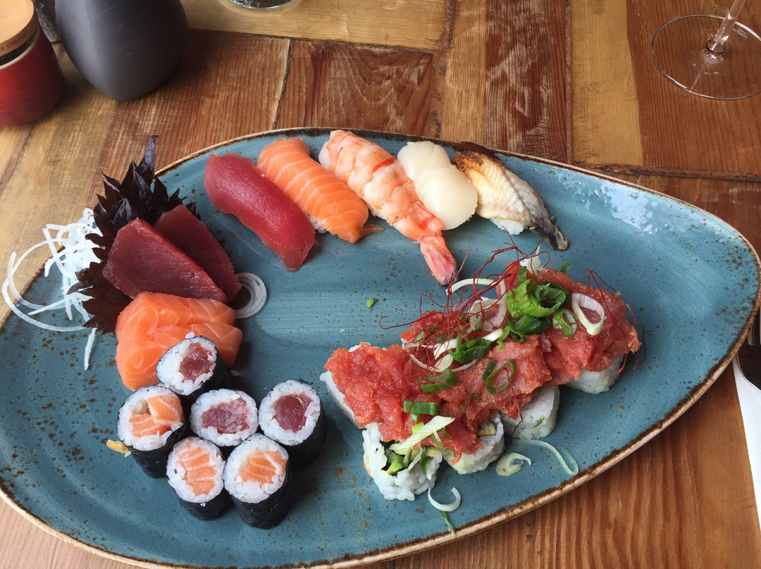 Umami Sushi & Grill