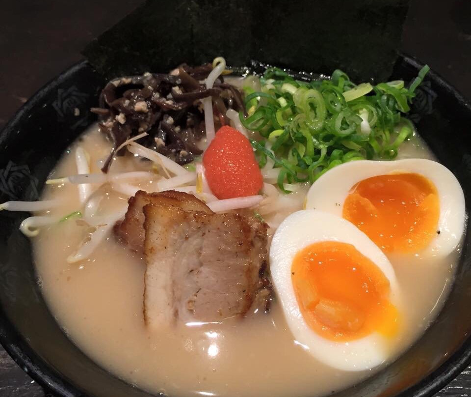 とんこつらーめん俺式 東京駅店