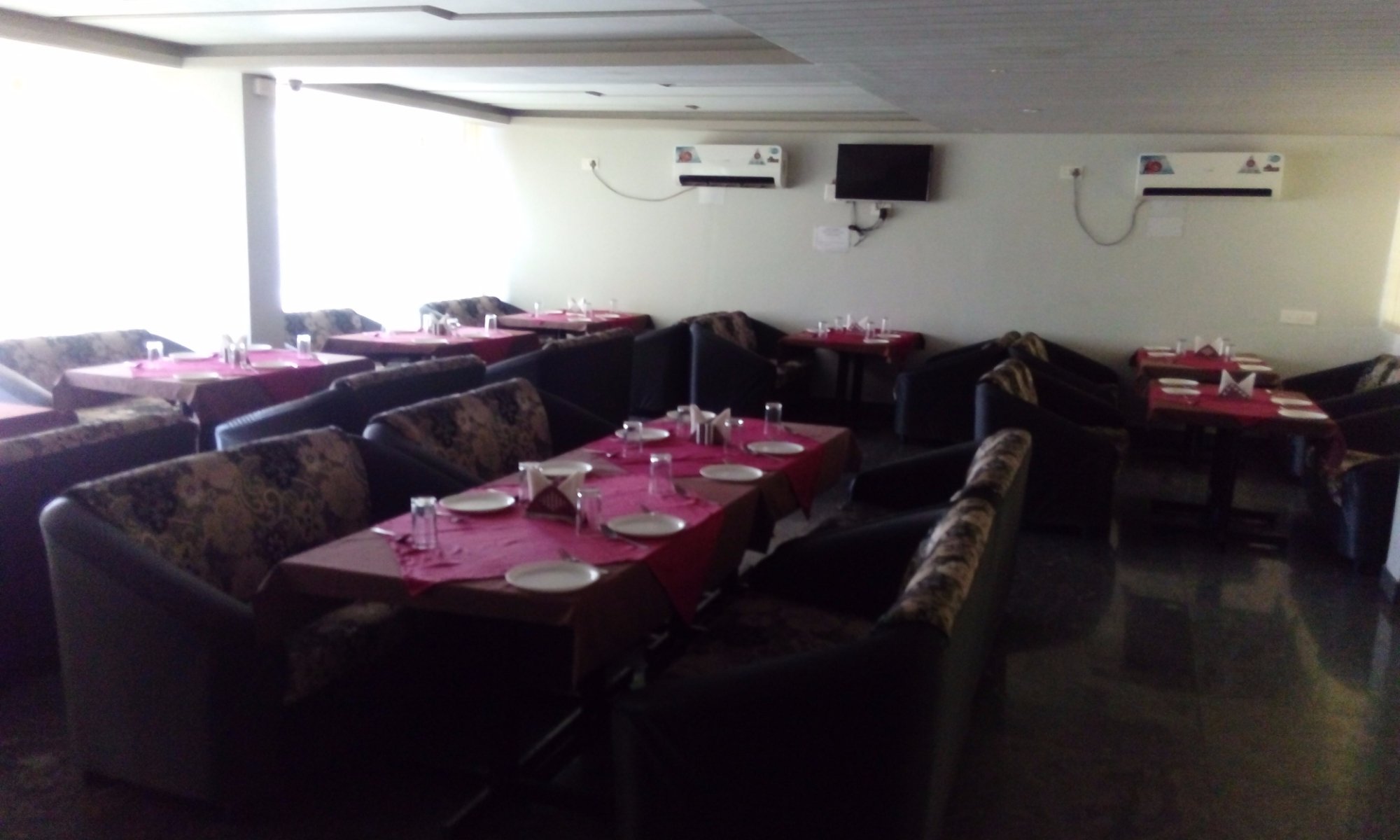 Hotel Hari Priya Bagalkot-餐饮