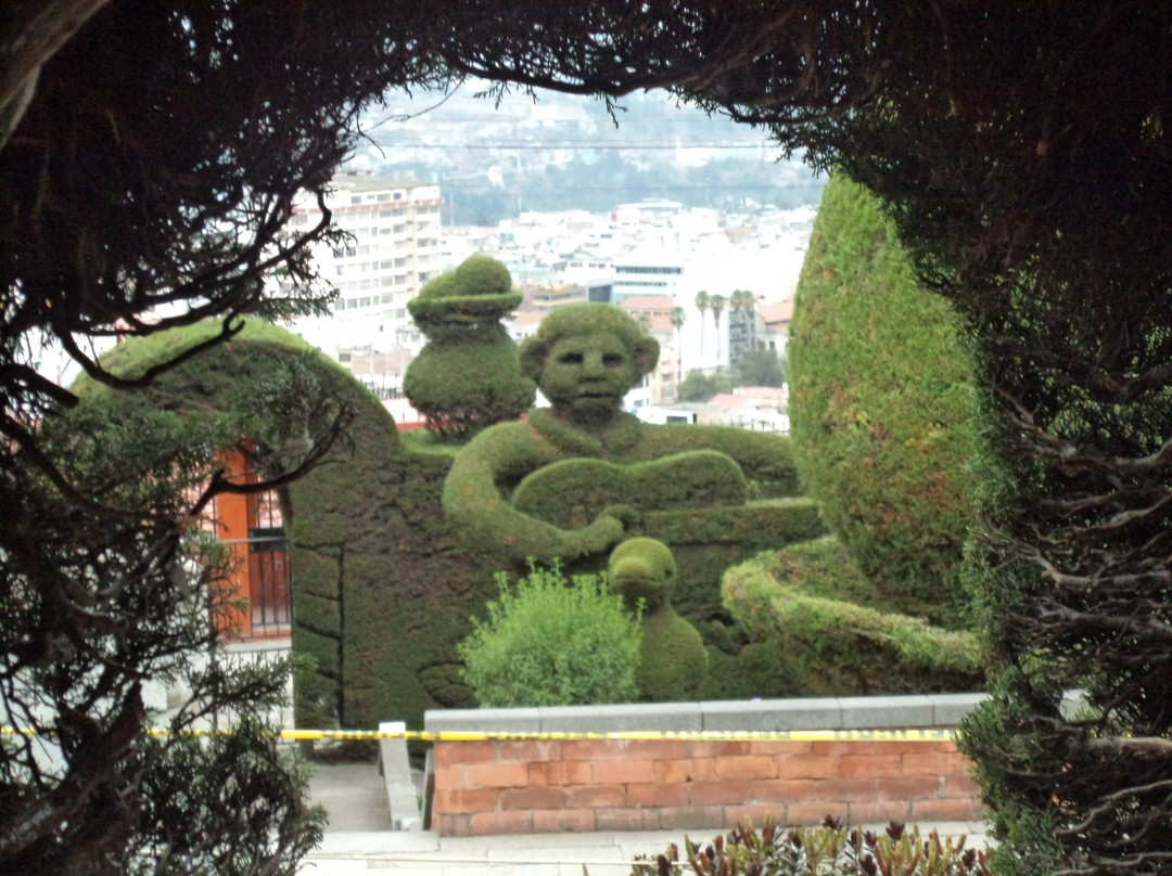 Juan Benigno Vela Park-安巴托必去景点