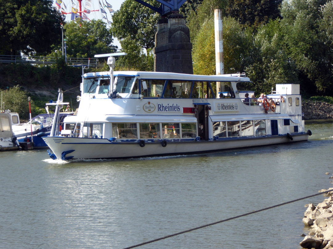 Ruhrorter Schiffahrtsgesellschaft-杜伊斯堡必去景点