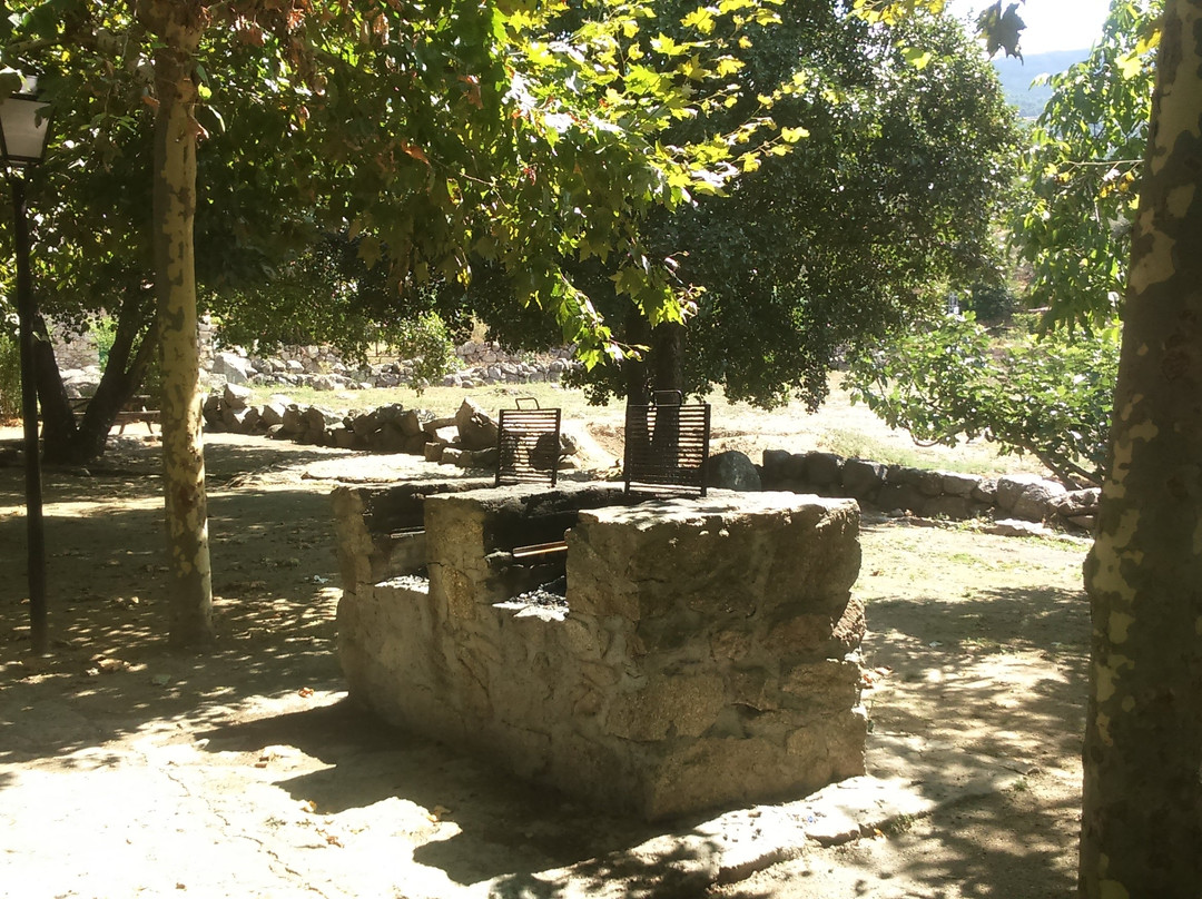 Piscina Natural de la Garganta-San Esteban del Valle必去景点