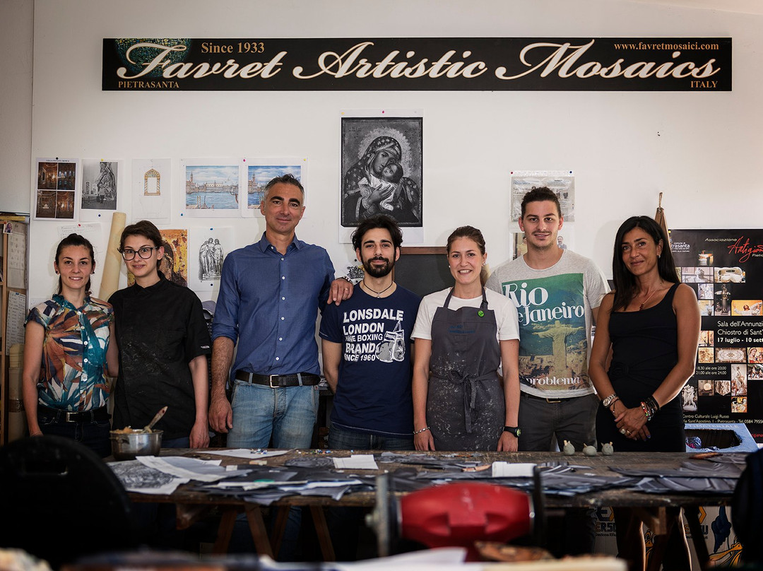 Favret Mosaici Artistici Since 1933-彼得拉桑塔必去景点