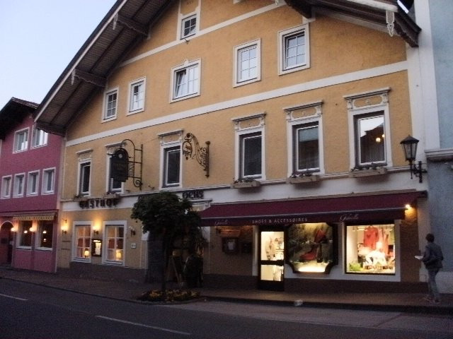 哥林素萨尔察赫酒店住宿-Goldener Ochs