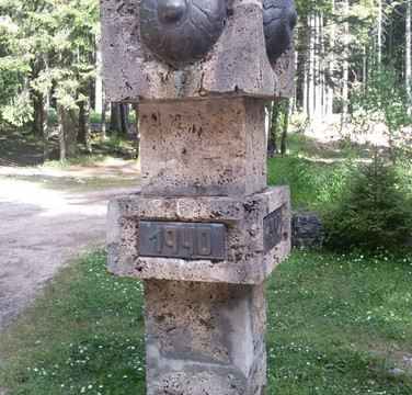 Monument to the Heroes and Partizans of World War II-Zabljak必去景点