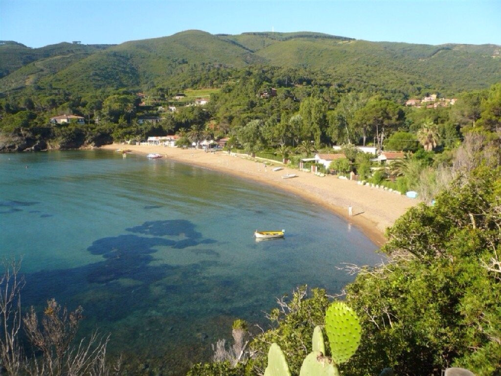 Spiaggia di Straccoligno景点图片