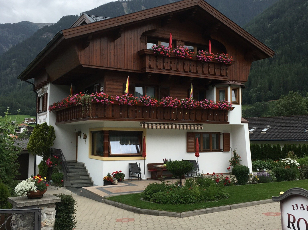 Umhausen酒店住宿-Pension Rosi - Umhausen Im Otztal