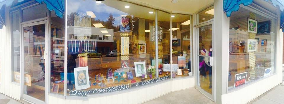 Country Camera Studio & Image Gallery-班克罗夫特必去景点