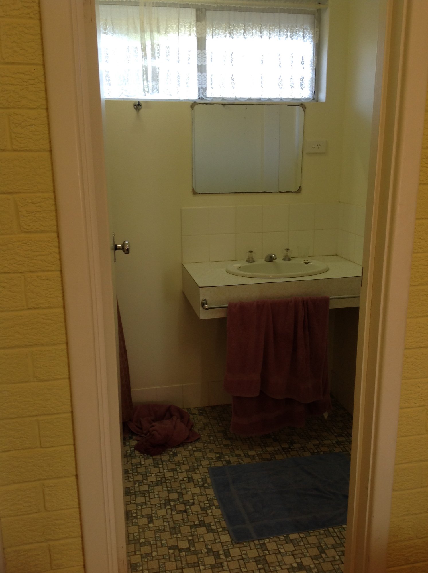 Kojonup Commercial Hotel-浴室