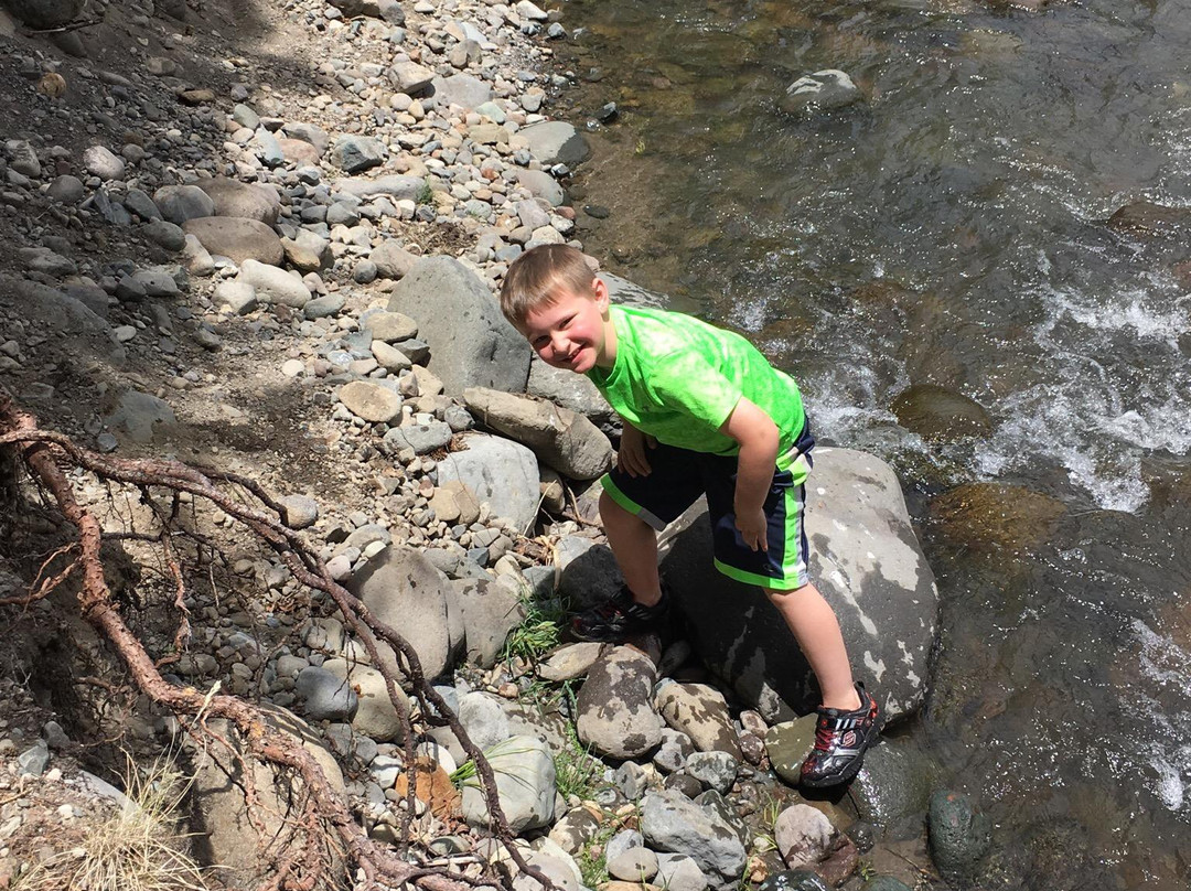 Elwood Pass-帕戈萨斯普林斯必去景点