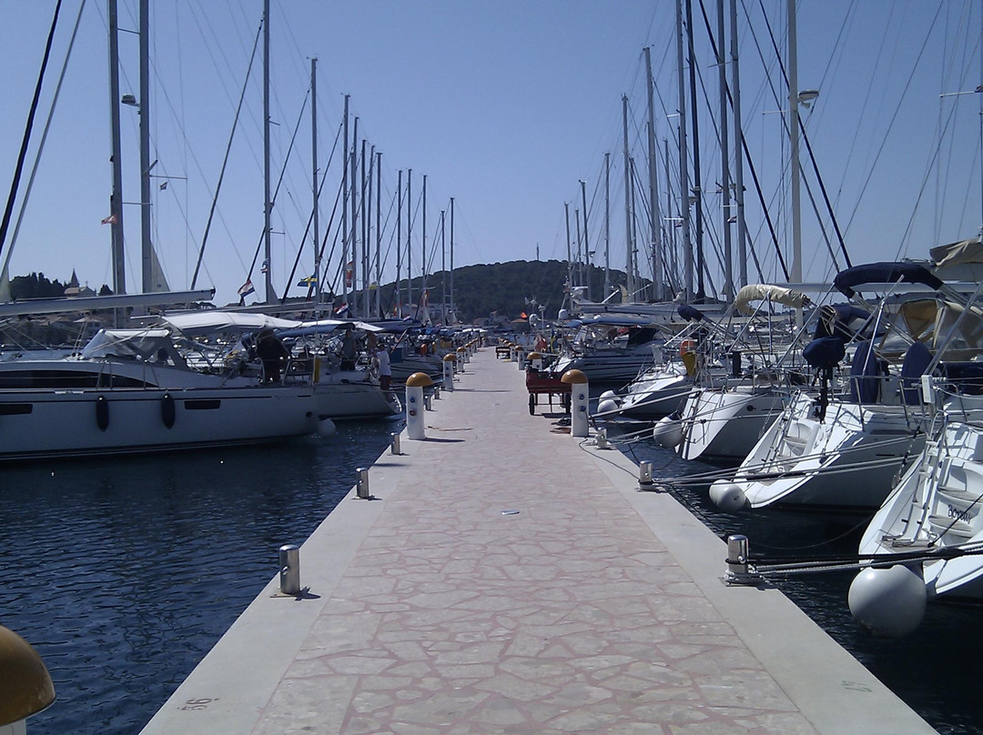 Hajos Nyar-希贝尼克必去景点