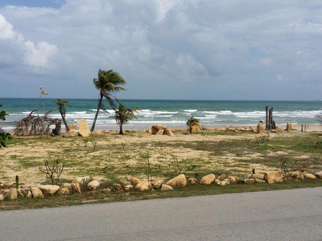 Penunjuk Beach景点图片