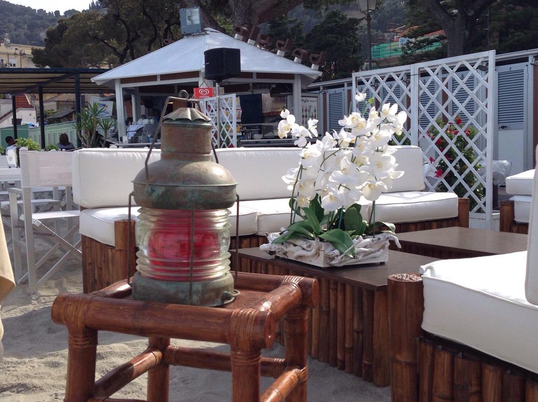 Babyla Beach & Bar-Laigueglia必去景点