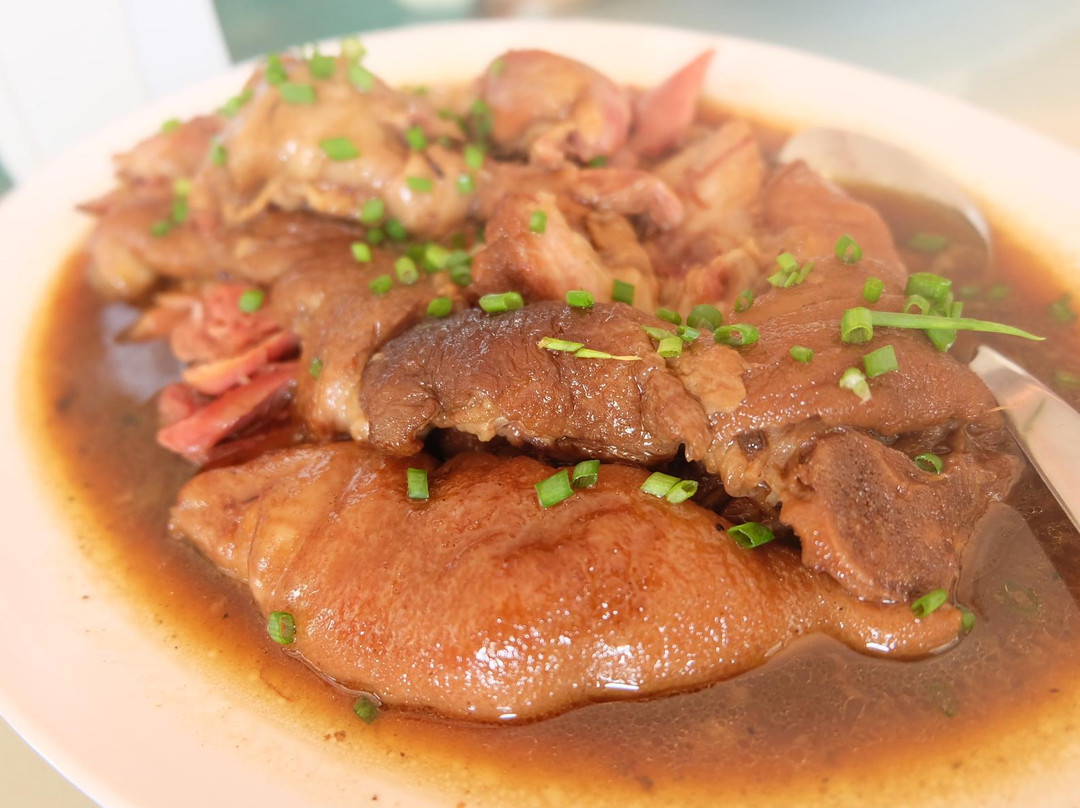 夜发銮餐馆和美食-Maesalong Villa Restaurant