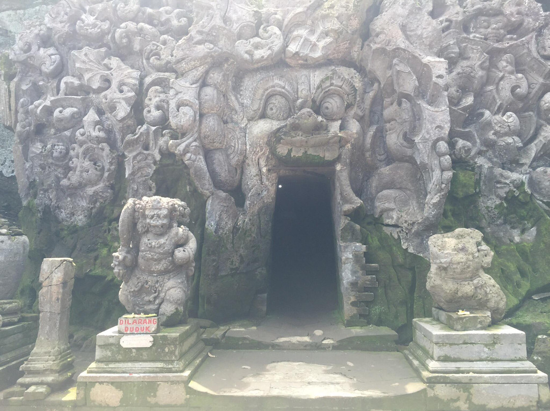 Enrobed Elephant Temple-大其力必去景点