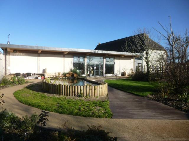 Hengistbury Head Visitor Centre景点图片