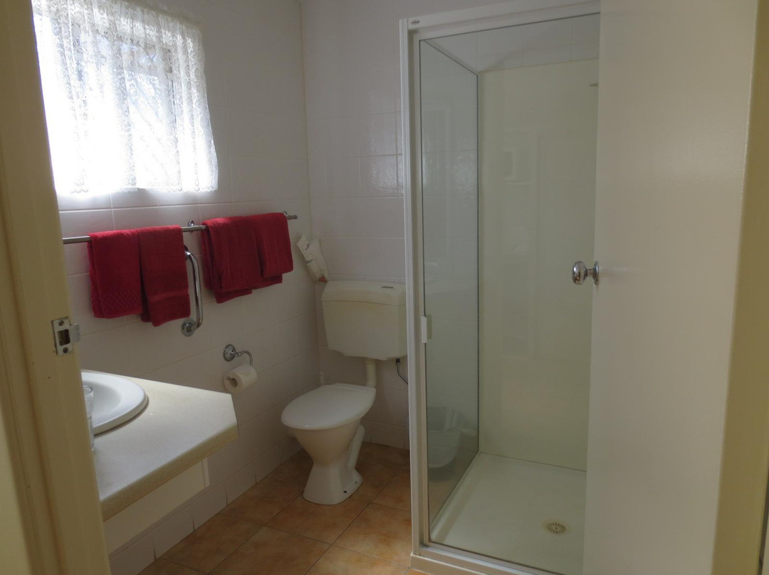 Whiteoaks Motel & Lodge主图