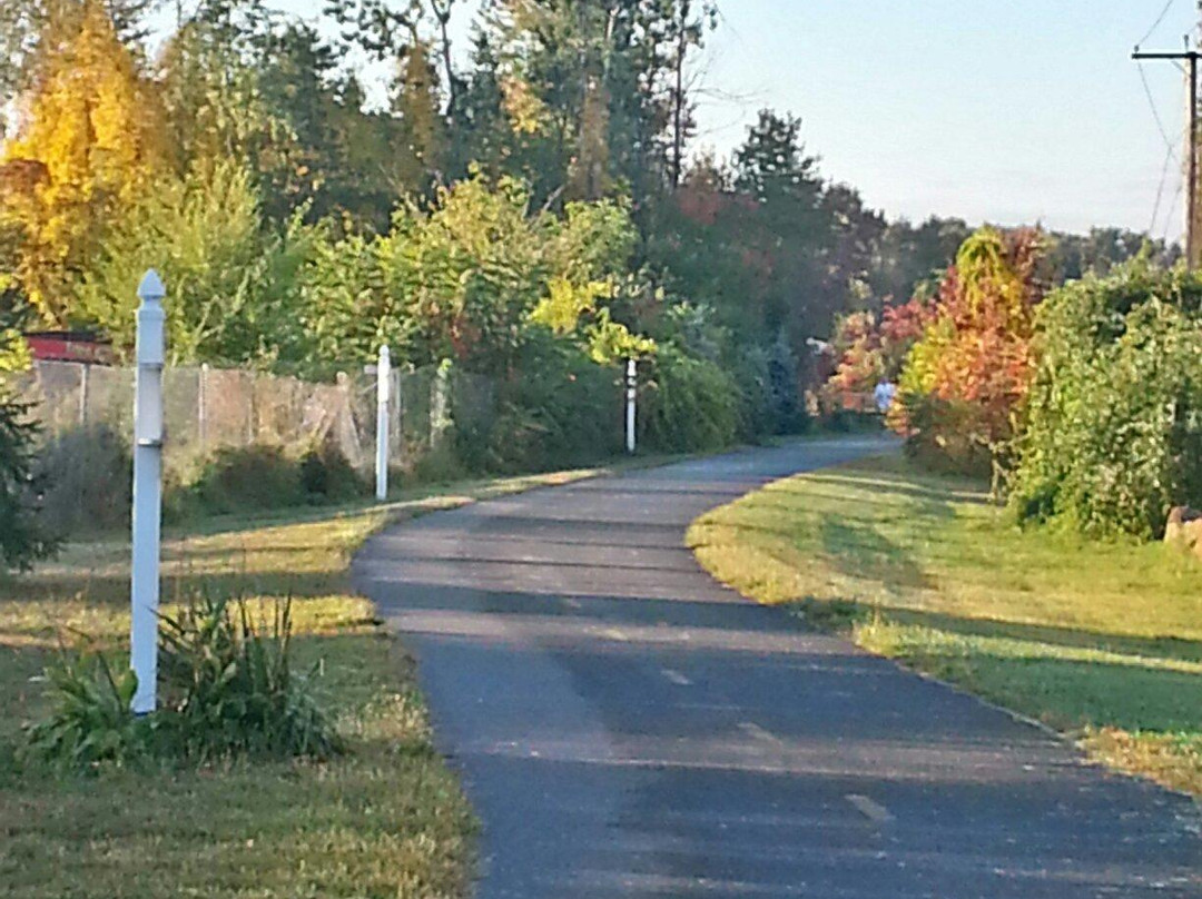 Redstone Rail Trail-East Longmeadow必去景点