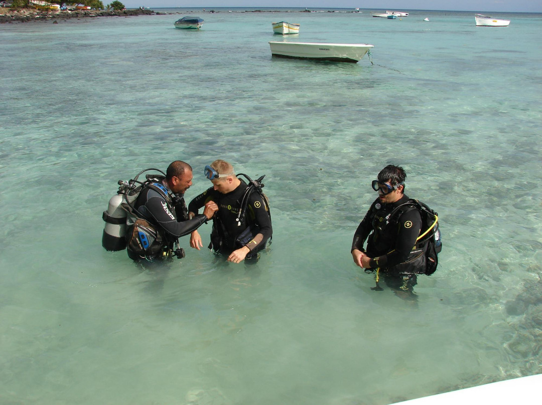 Captain Mimi's Diving Centre景点图片