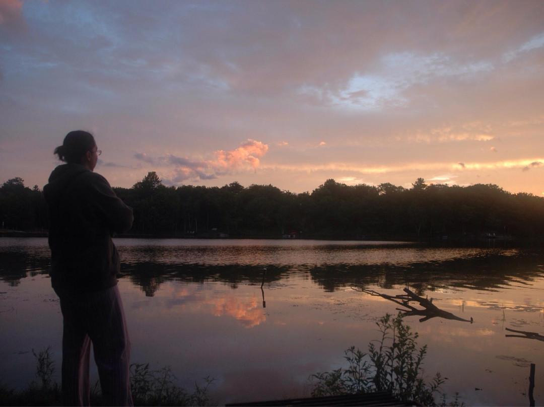 Six Mile Lake Provincial Park景点图片