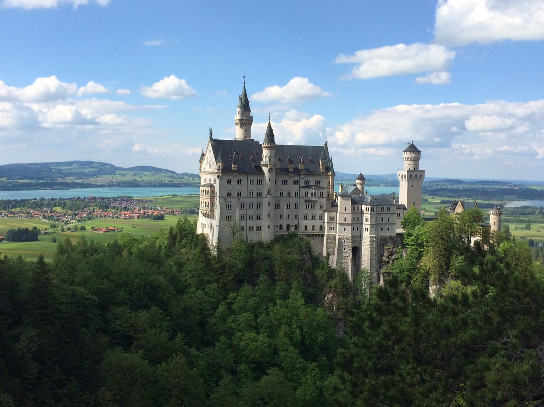 巴伐利亚新天鹅堡观光车之旅-慕尼黑必去景点