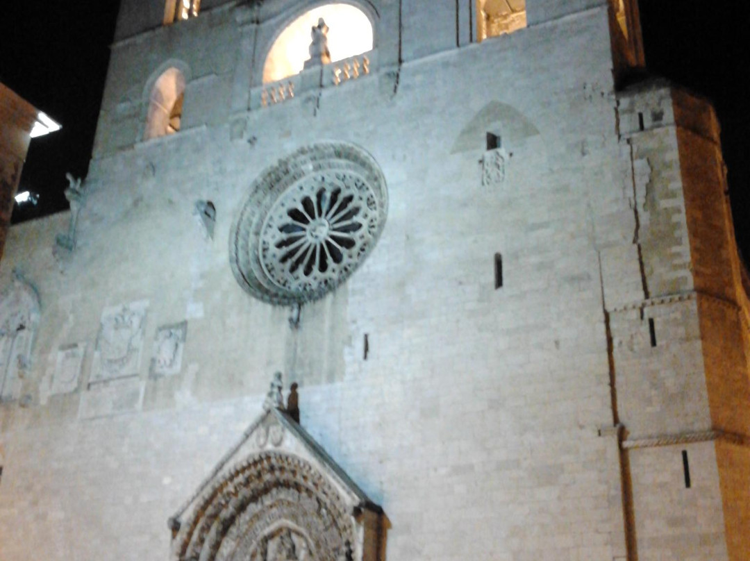 Cattedrale di Altamura-阿尔塔穆拉必去景点