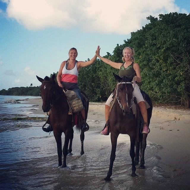 Cruzan Cowgirls-Frederiksted必去景点